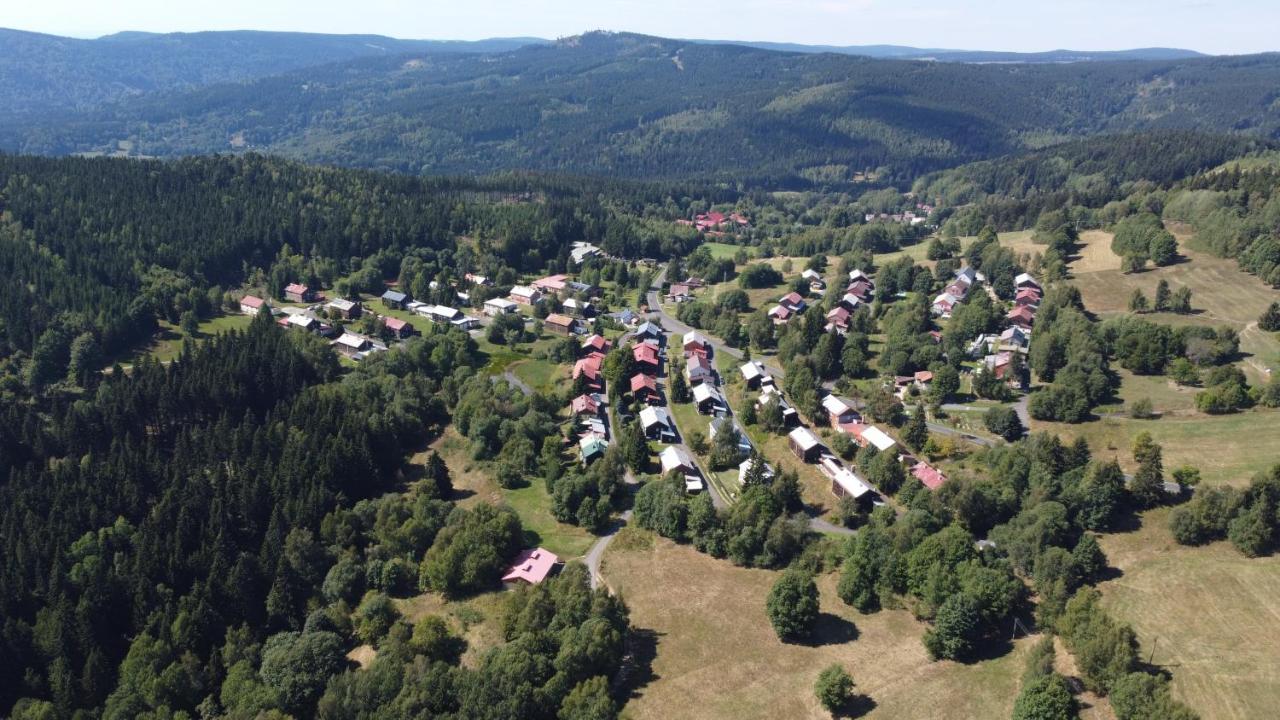 Horska Chata Violeta Jachymov Bagian luar foto